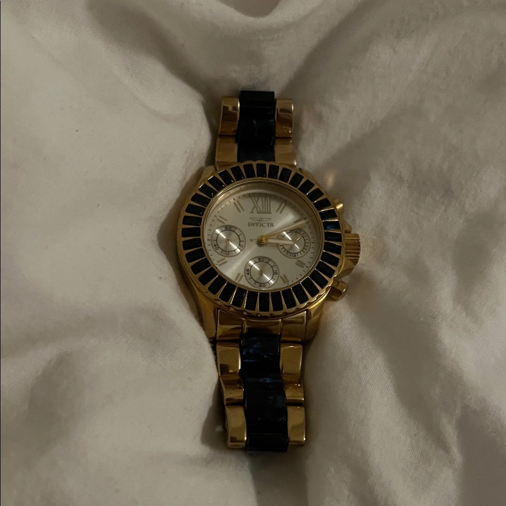 Invicta Gold and Navy Chronograph Watch